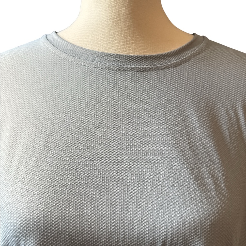 Lululemon LIMITED EDITION!! All Yours size 8 Sage Blue/ Grey Nylon T-Shirt - Picture 5 of 6